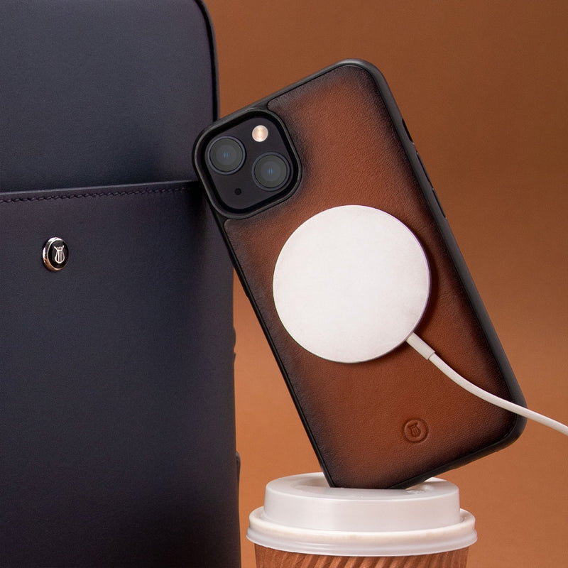 Ducorium Cognac iPhone 13 Leather Case