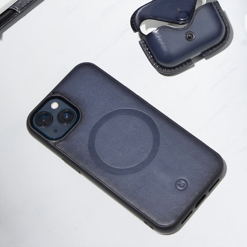 Ducorium Navy iPhone 13 Leather Case